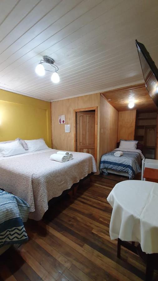 Hostal Las Heras เตมูโก ภายนอก รูปภาพ